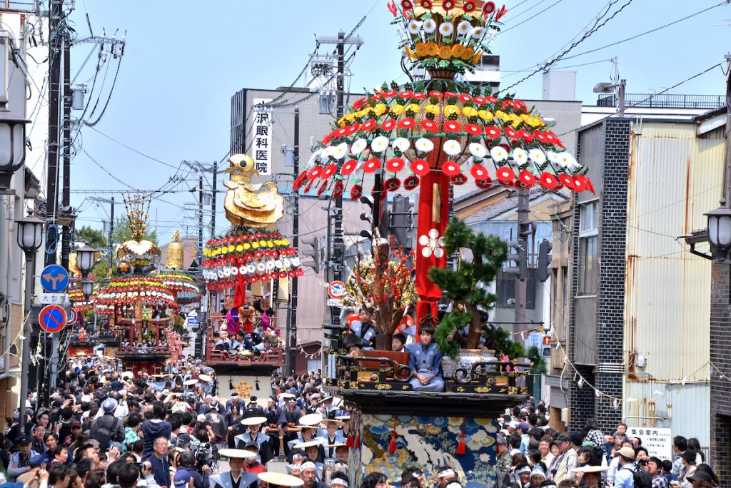 高岡御車山祭